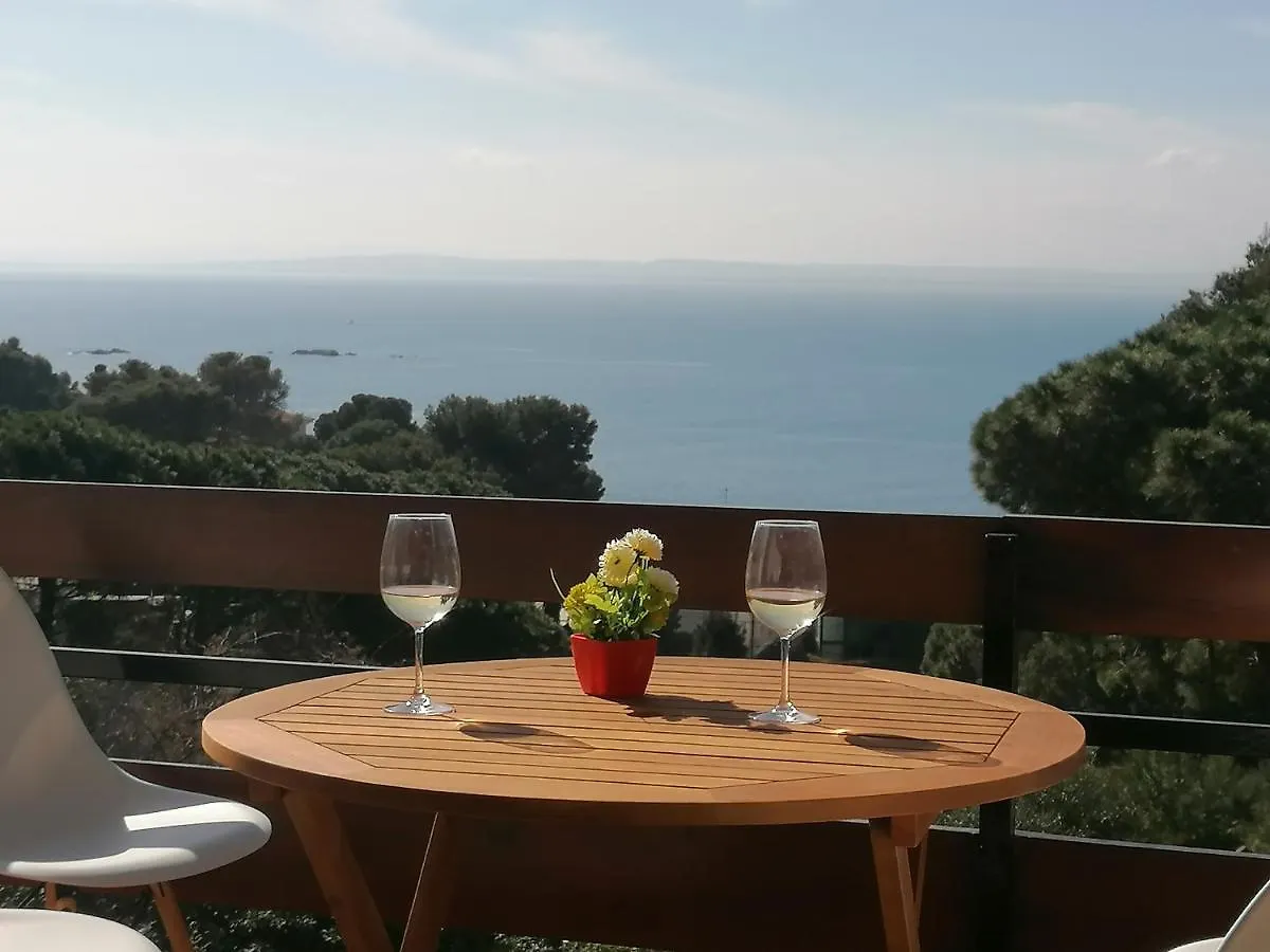 Canyelles Apartament Roses Spanien