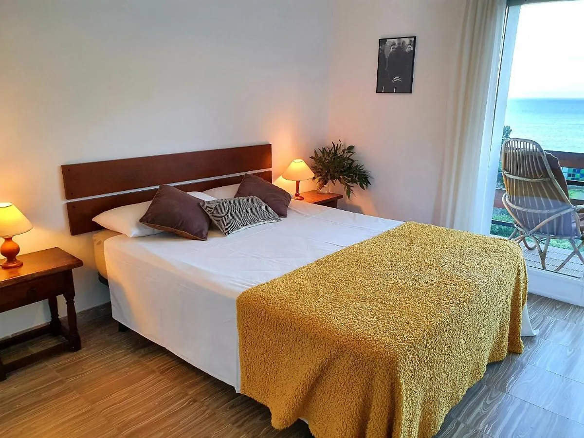 Canyelles Apartament Roses 0*,