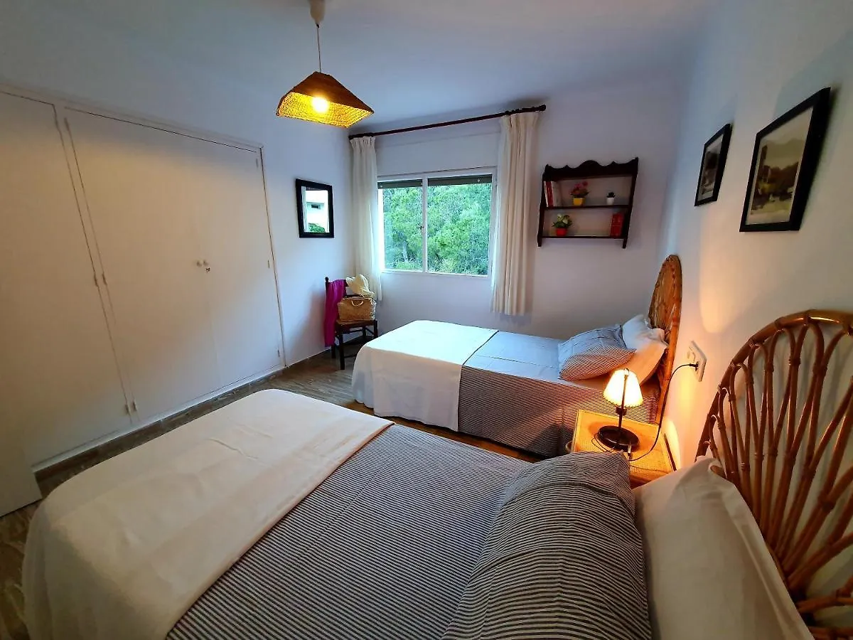 Canyelles Apartament Roses Apartment