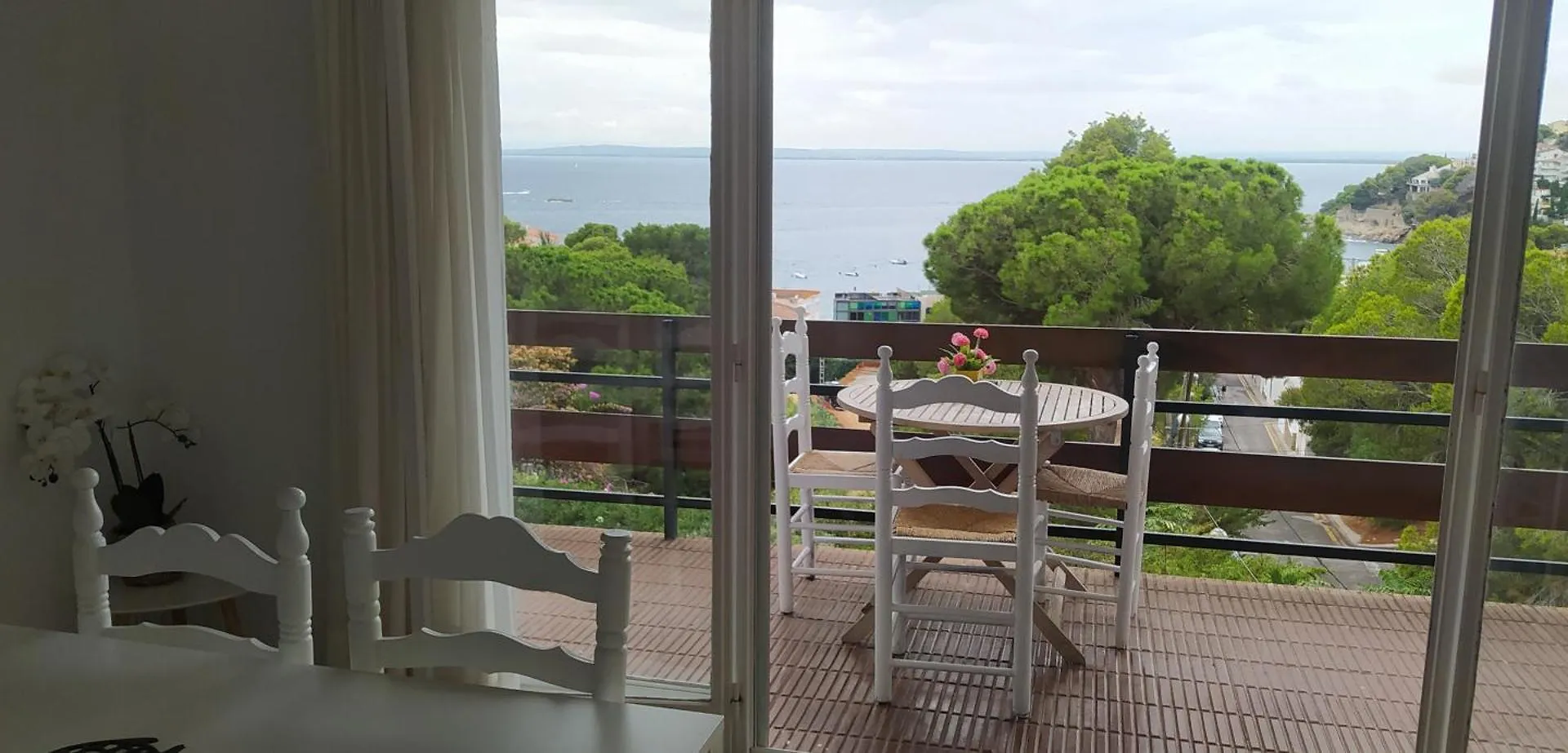 Canyelles Apartament Roses 0*,
